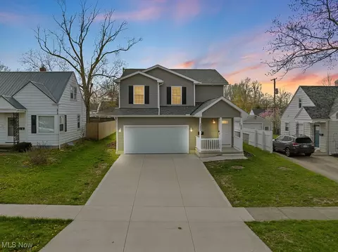 2464 23rd St, Cuyahoga Falls, OH 44223