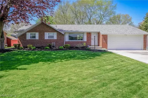 5333 Lindford Ave NE, Canton, OH 44705