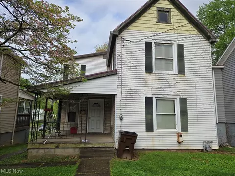 1005 Front St, Marietta, OH 45750