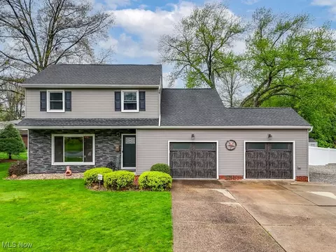 360 Homewood Ave, Akron, OH 44312