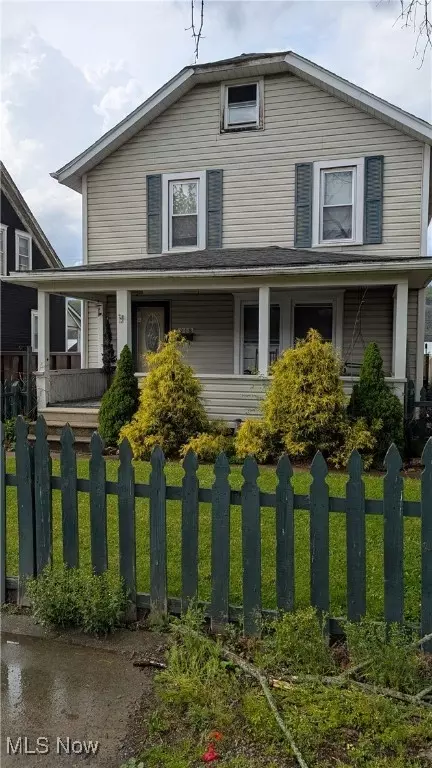 918 Grant St, Newell, WV 26050