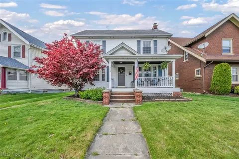 1502 S Lakeview Blvd, Lorain, OH 44052