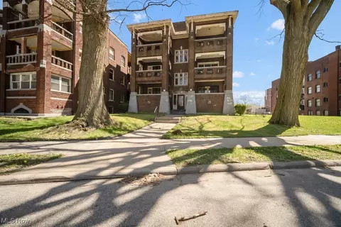 1357 East Blvd #2, Cleveland, OH 44106