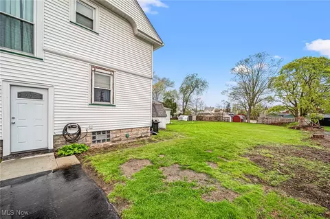 1807 E 36th St, Ashtabula, OH 44004 photo 3