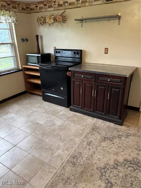 49357 St Rt 14, Unity, OH 44413 photo 10