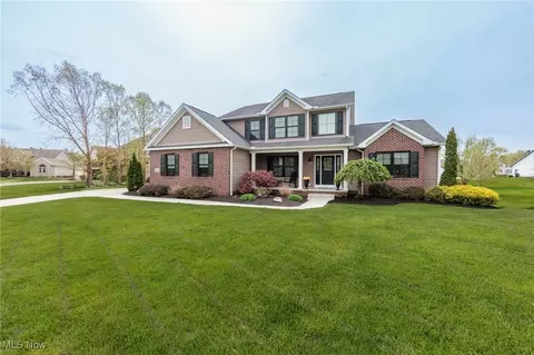 3042 Berkeley Pl, Stow, OH 44224