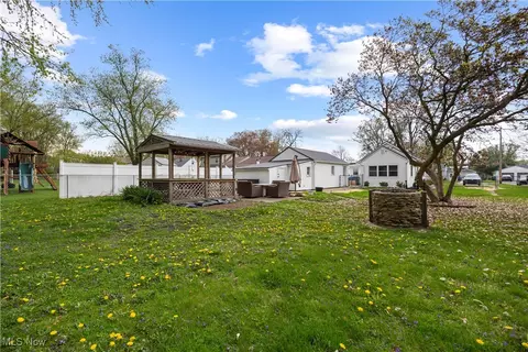 Exterior - 540 Wilbor Ave, Huron, OH 44839 photo 5 of 9