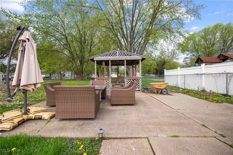 Exterior - 540 Wilbor Ave, Huron, OH 44839 photo 4 of 9