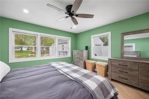 Bedroom - 540 Wilbor Ave, Huron, OH 44839 photo 5 of 6