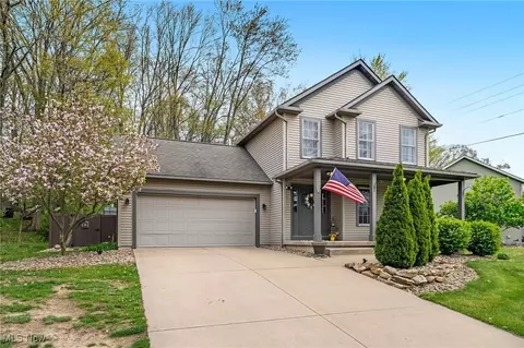1247 Derbydale Rd, Akron, OH 44306
