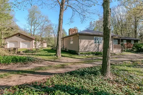 4467 River Rd, Perry, OH 44081