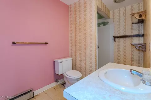 Bath - 4467 River Rd, Perry, OH 44081 photo 1 of 3