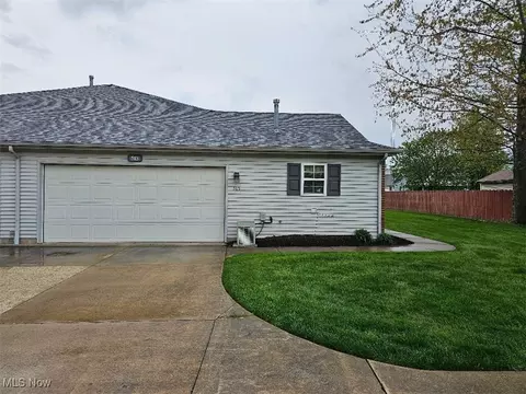 Exterior - 515 Heatherwoods Dr, Elyria, OH 44035 photo 1 of 1