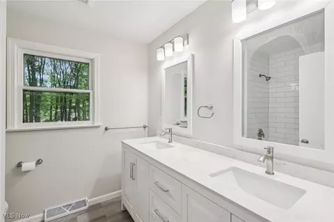 7558 E Parkside Dr, Boardman, OH 44512 photo 33
