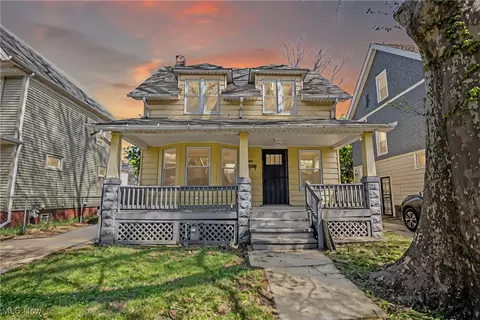 11705 Thornwood Ave, Cleveland, OH 44108