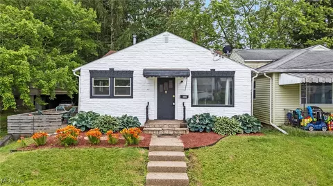 680 Mcgrath St, Alliance, OH 44601