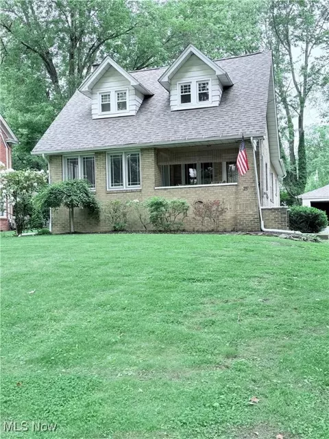 25 Water St, Poland, OH 44514