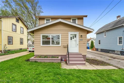 3433 W 137th St, Cleveland, OH 44111