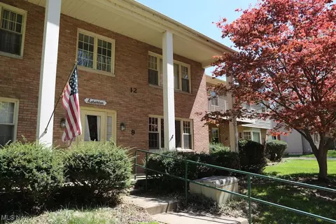 410 Lafayette Rd, Medina, OH 44256