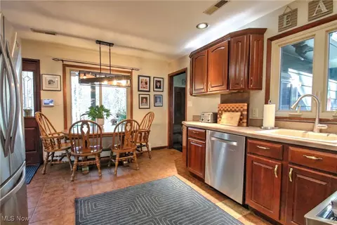 7058 Cascade Rd, Concord, OH 44077 photo 9