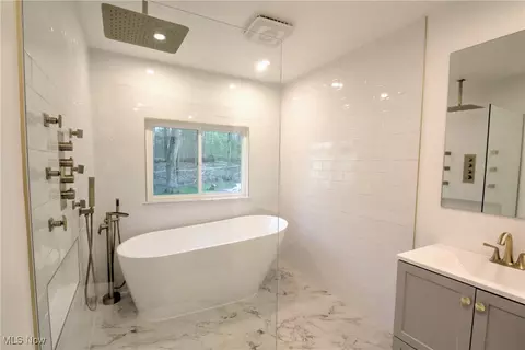 7058 Cascade Rd, Concord, OH 44077 photo 13