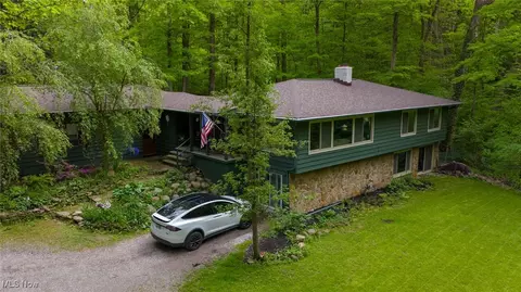 7058 Cascade Rd, Concord, OH 44077