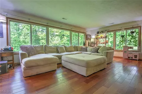 7058 Cascade Rd, Concord, OH 44077 photo 5