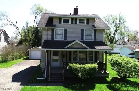 411 Ravenna Rd, Newton Falls, OH 44444