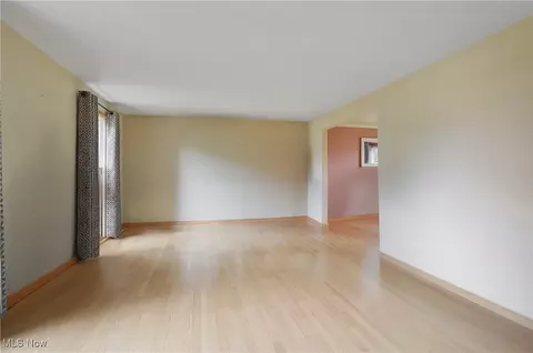 8040 Aquadale Dr, Boardman, OH 44512 photo 16