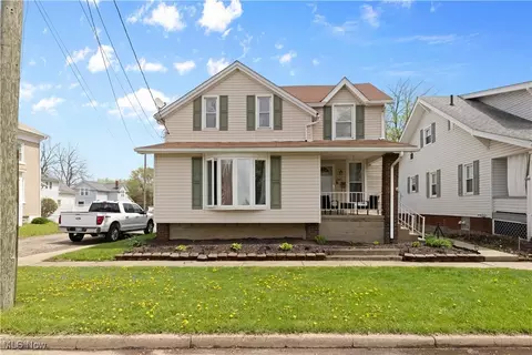 202 Church St, Louisville, OH 44641