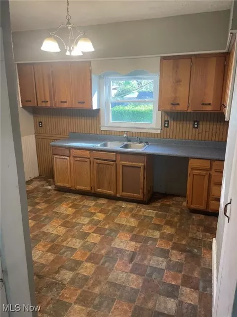 Entry Way - 136 W 7th St, Dover, OH 44622 photo 1 of 1