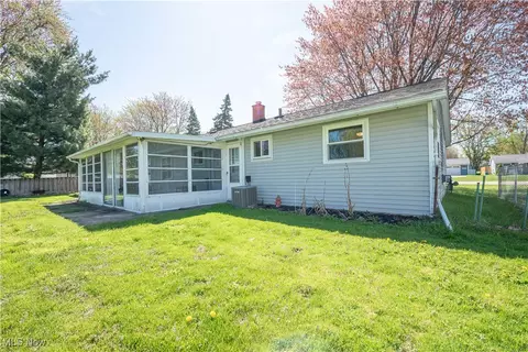 Exterior - 7275 Eric Dr, Mentor, OH 44060 photo 11 of 11