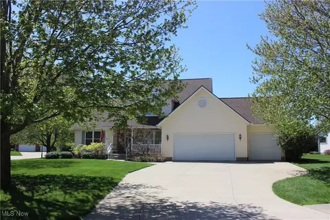 1892 Cheswold Cir NE, North Canton, OH 44720