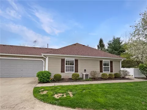 542 Houghton Rd, Northfield, OH 44067