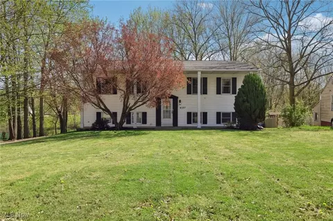4127 Summit Rd, Norton, OH 44203