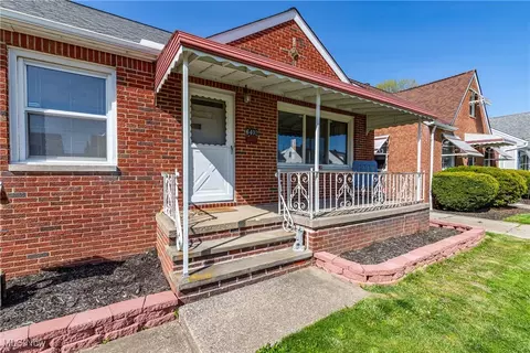 Exterior - 6402 Gerald Ave, Parma, OH 44129 photo 2 of 6