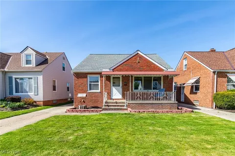 6402 Gerald Ave, Parma, OH 44129