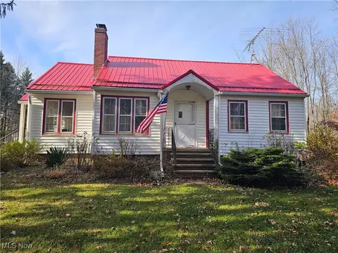 6371 Ireland Rd, Windsor, OH 44099
