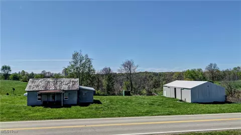 7166 Clay Pike, Cambridge, OH 43725