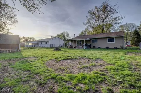 Exterior - 42931 Haven Dr, Elyria, OH 44035 photo 5 of 5