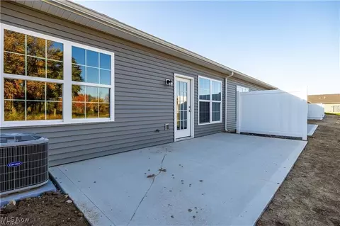 224 Alexander Dr, Elyria, OH 44035 photo 23
