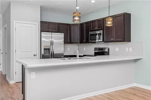 224 Alexander Dr, Elyria, OH 44035 photo 11
