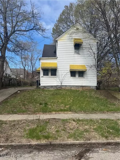 9601 Edmunds Ave, Cleveland, OH 44106