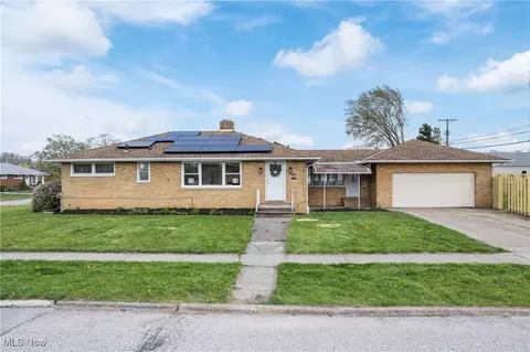 3125 Somia Dr, Parma, OH 44134