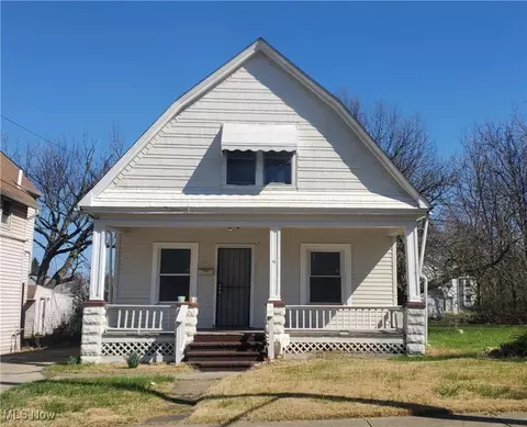 9615 Dunlap Ave, Cleveland, OH 44105