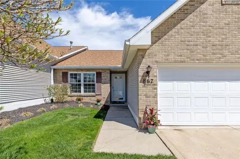 867 Red Oak Trl, Mansfield, OH 44904