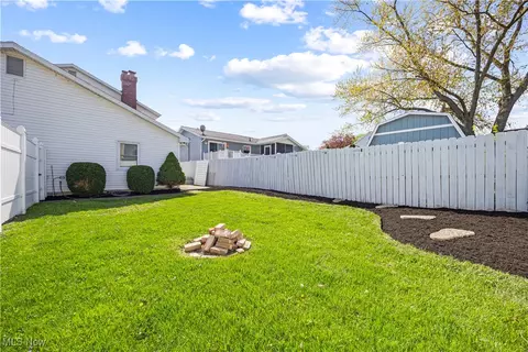 217 First St, Huron, OH 44839 photo 43