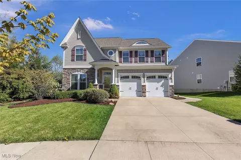 3047 Liberty Ledges Dr, Twinsburg, OH 44087