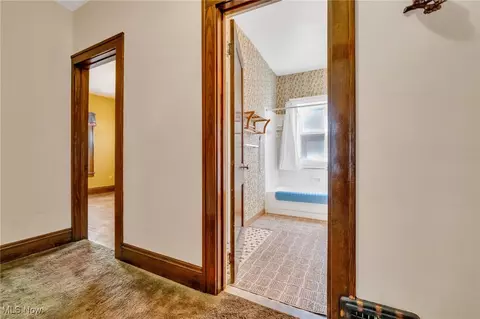 883 E 237th St, Euclid, OH 44123 photo 24