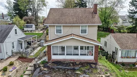 1530 25th St NW, Canton, OH 44709